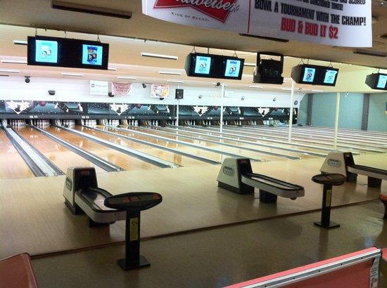 Town and Country Bowling Lanes